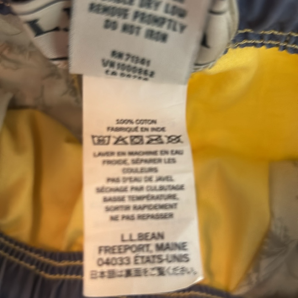 L.L. Bean Men's Classic Khaki Drawstring Shorts - size medium (32” - 34” waist) - Picture 7 of 8